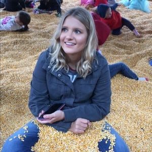 Meet your Posher, Katie